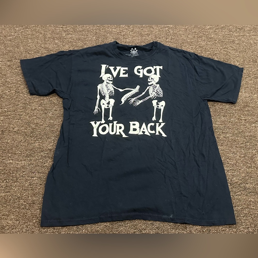 Happy Halloween I've Got Your Back Men's M Black Graphic T-Shirt EUC!